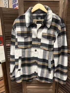 Plaid Button-Up Shacket in Black, White & Tan